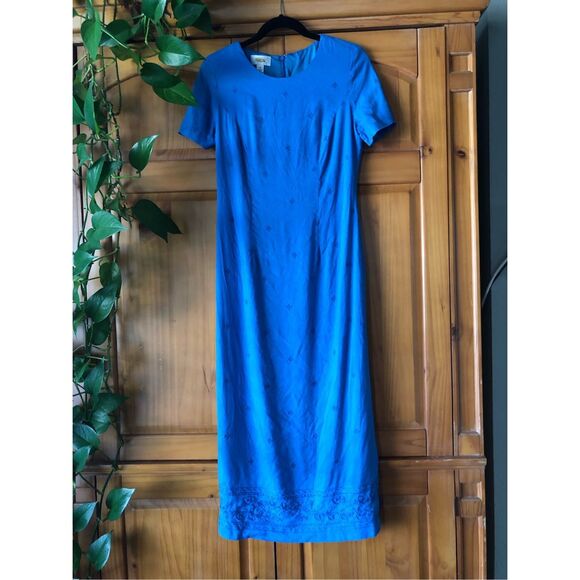 Talbots Fitted Silhouette Maxi Embroidered Dress SZ 8 - Picture 2 of 14